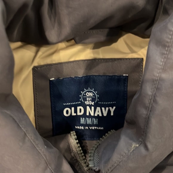 Old navy grey vest with pockets M - Picture 3 of 9